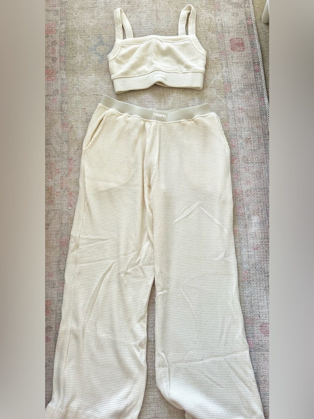 NEW Set Active Cream Waffle Knit Lounge Set